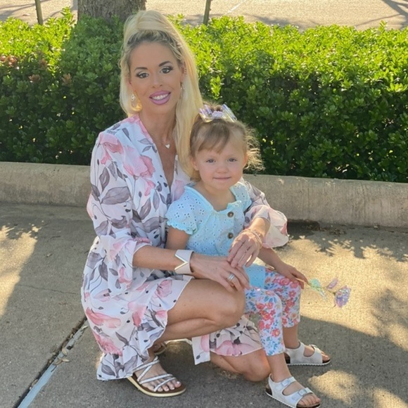 #Ad - DO NOT BUY! All MUST GO! Make offers/BOGO’s on bundles! - Picture 17 of 17